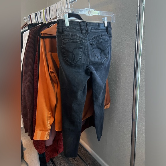 Distressed Skinny Jeans size 3/26 - Picture 2 of 3